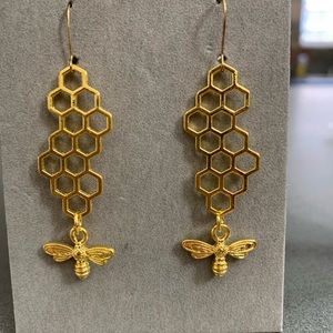 🔥5/$20🔥 Handcrafted Gold-Tone Bee and Hive Earrings New